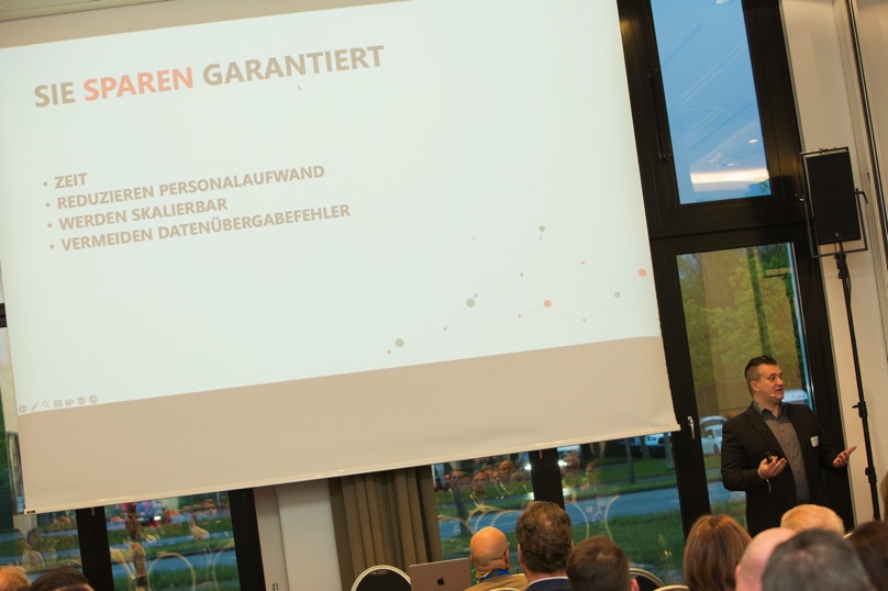 /images/slider-imgs-xs/081_Foto Loeffler_Weconact.jpg